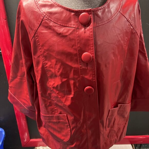 Mountain Lake Women 2XL Red‎ Maroon Faux Leather 3/4 Sleeve Big Button Up Jacket - Picture 5 of 6